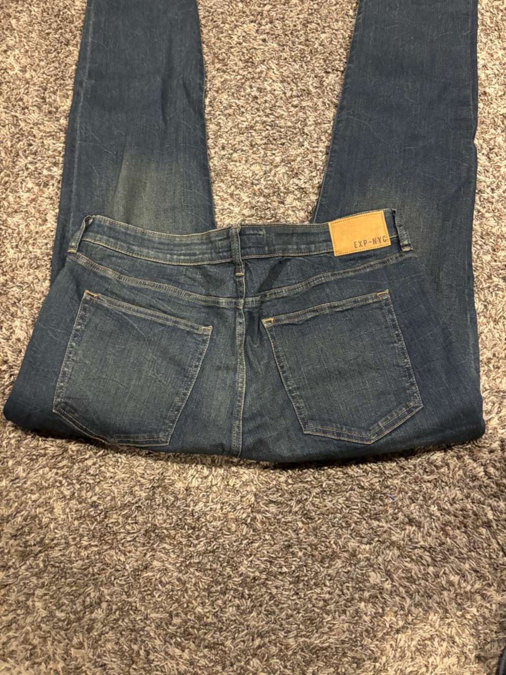 Men’s Express Classic Straight Jeans